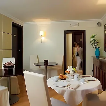 312 Piazza San Marco Hotel