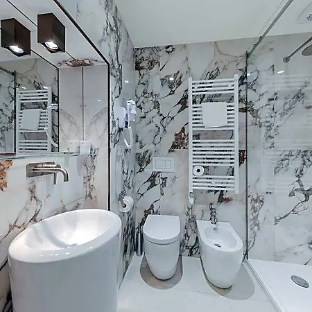 312 Piazza San Marco Hotel 3*